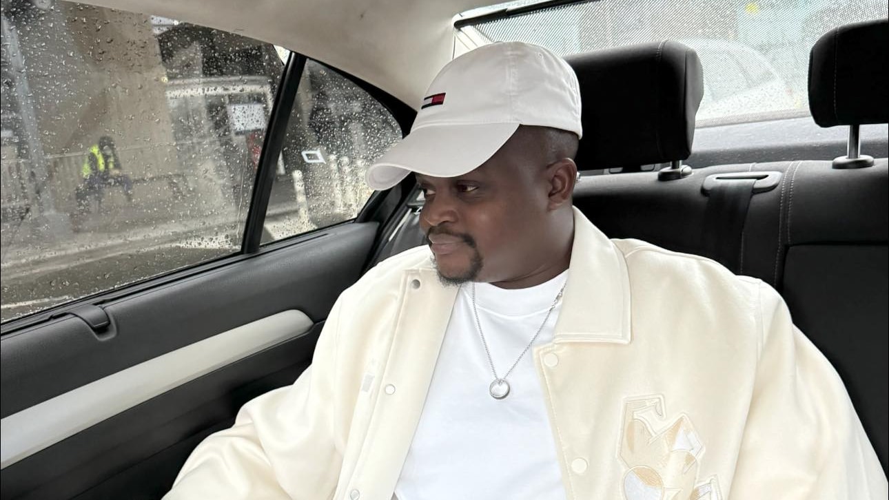 Côte d’Ivoire: l’humoriste Observateur convoqué par la police cybercriminelle